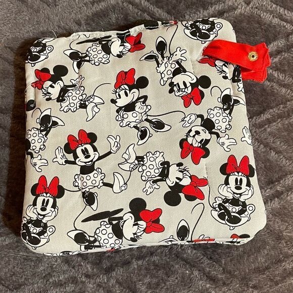 Disney Minnie Mouse 2 hot pads & cleaning gloves - Picture 4 of 11